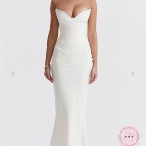 House of CB Tamara white Strapless Dress - new without tags